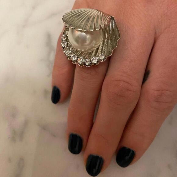 MIU MIU shell ring NWOT authentic size Small - Picture 3 of 7